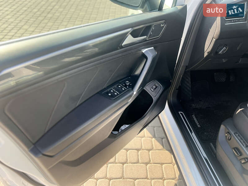 Внедорожник / Кроссовер Volkswagen Tiguan 2018 в Львове