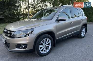 Внедорожник / Кроссовер Volkswagen Tiguan 2013 в Ровно