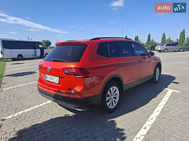 Внедорожник / Кроссовер Volkswagen Tiguan 2018 в Шепетовке