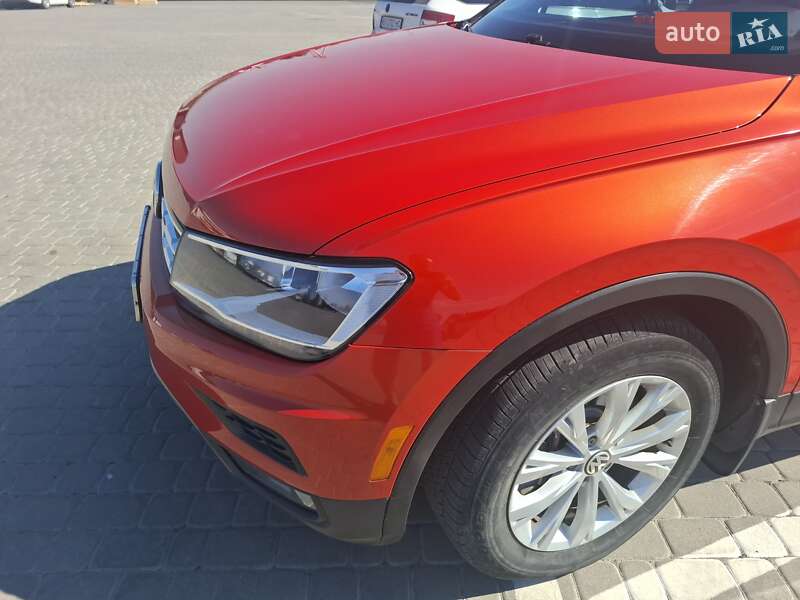 Внедорожник / Кроссовер Volkswagen Tiguan 2018 в Шепетовке
