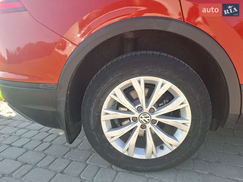 Внедорожник / Кроссовер Volkswagen Tiguan 2018 в Шепетовке