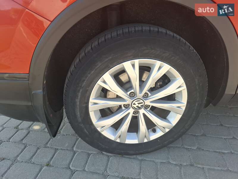 Внедорожник / Кроссовер Volkswagen Tiguan 2018 в Шепетовке