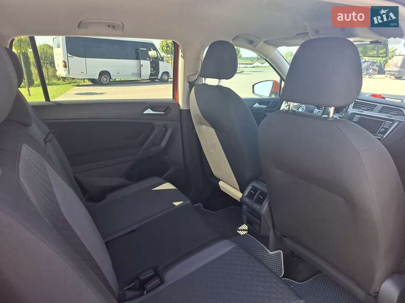 Внедорожник / Кроссовер Volkswagen Tiguan 2018 в Шепетовке