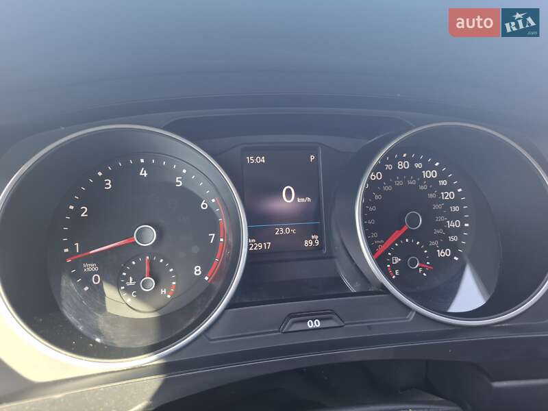 Внедорожник / Кроссовер Volkswagen Tiguan 2018 в Шепетовке