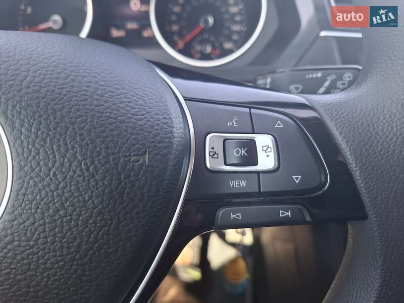 Внедорожник / Кроссовер Volkswagen Tiguan 2018 в Шепетовке