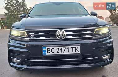 Позашляховик / Кросовер Volkswagen Tiguan 2019 в Новоархангельську