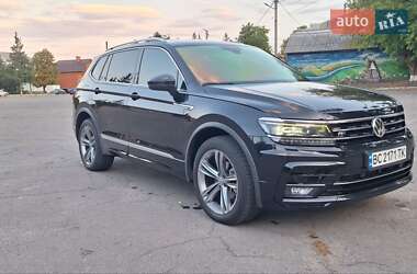 Позашляховик / Кросовер Volkswagen Tiguan 2019 в Новоархангельську