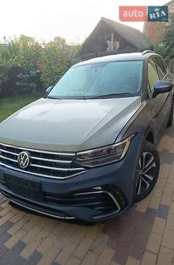 Позашляховик / Кросовер Volkswagen Tiguan 2022 в Хмельницькому