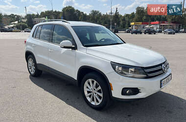 Позашляховик / Кросовер Volkswagen Tiguan 2015 в Харкові