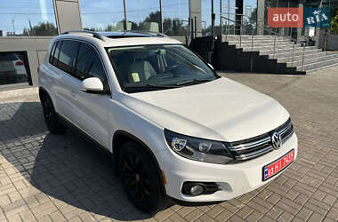 Позашляховик / Кросовер Volkswagen Tiguan 2013 в Києві