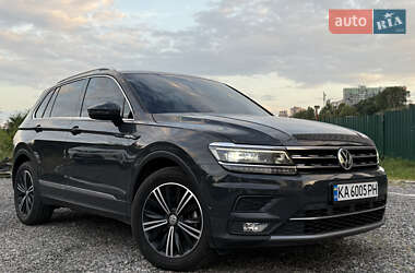 Позашляховик / Кросовер Volkswagen Tiguan 2020 в Києві
