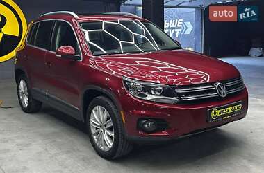 Внедорожник / Кроссовер Volkswagen Tiguan 2012 в Черновцах