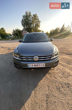 Позашляховик / Кросовер Volkswagen Tiguan 2021 в Умані