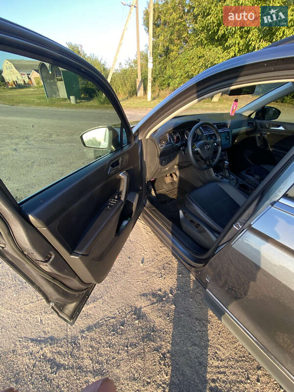 Внедорожник / Кроссовер Volkswagen Tiguan 2021 в Умани