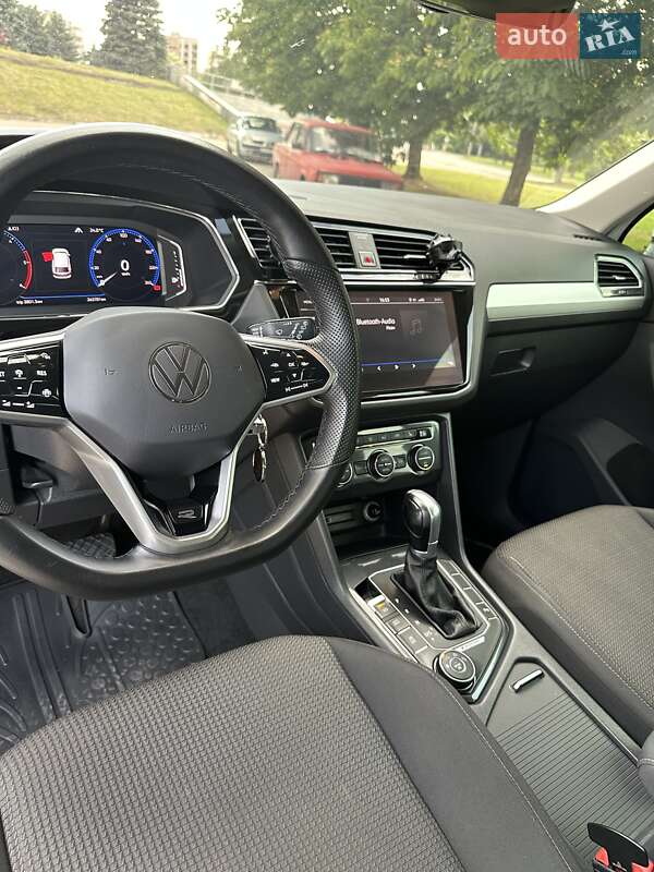 Внедорожник / Кроссовер Volkswagen Tiguan 2017 в Лозовой фото 8 Внедорожник / Кроссовер Volkswagen Tiguan 2017 в Лозовой