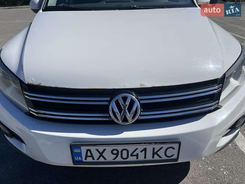 Внедорожник / Кроссовер Volkswagen Tiguan 2013 в Харькове