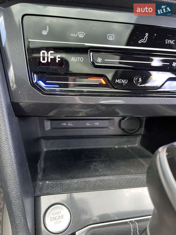 Внедорожник / Кроссовер Volkswagen Tiguan 2022 в Днепре