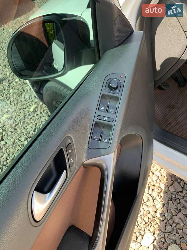 Внедорожник / Кроссовер Volkswagen Tiguan 2008 в Львове