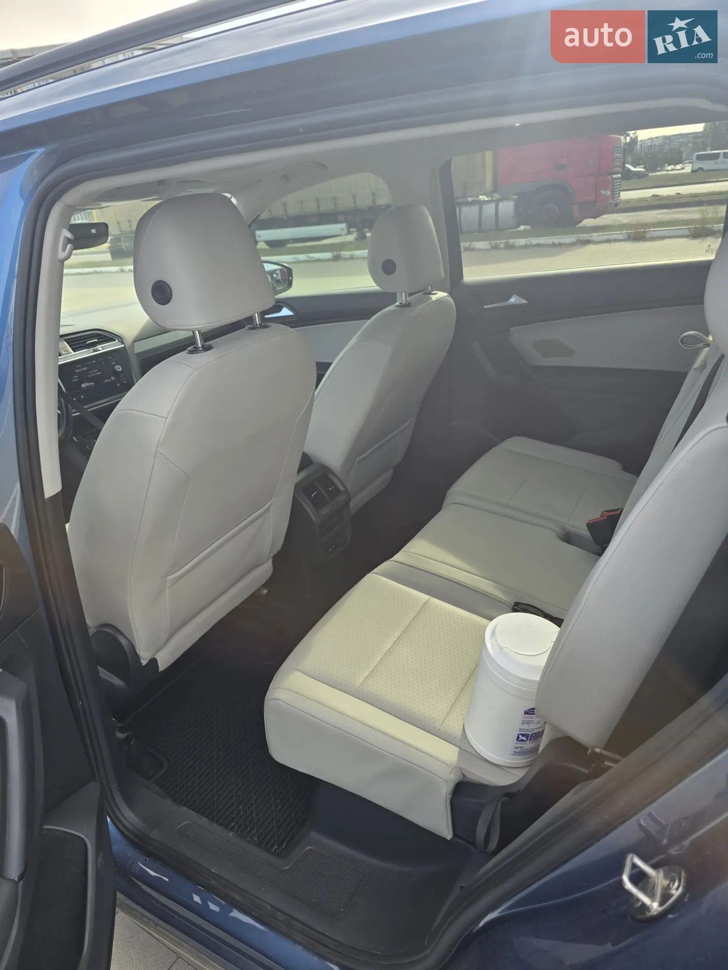 2018 Volkswagen Tiguan - мініатюра 3