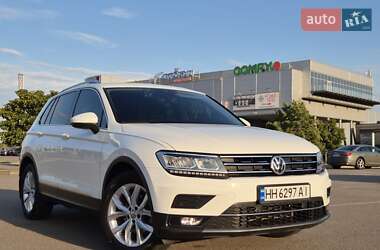 Внедорожник / Кроссовер Volkswagen Tiguan 2019 в Киеве