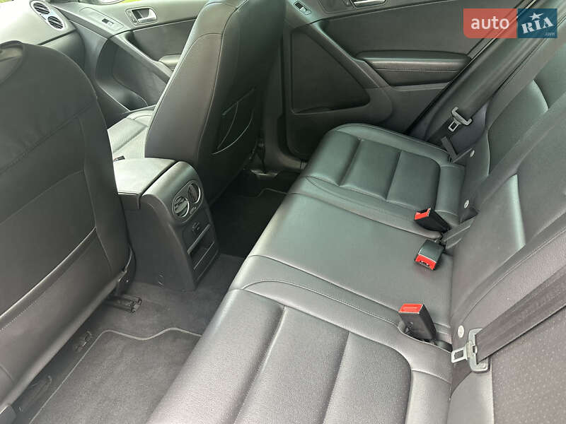 Позашляховик / Кросовер Volkswagen Tiguan 2012 в Києві