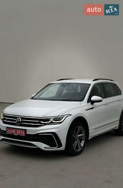 Внедорожник / Кроссовер Volkswagen Tiguan 2021 в Луцке