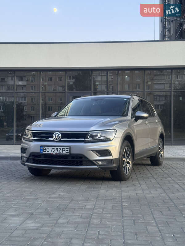 Внедорожник / Кроссовер Volkswagen Tiguan 2019 в Днепре фото 23 Внедорожник / Кроссовер Volkswagen Tiguan 2019 в Днепре