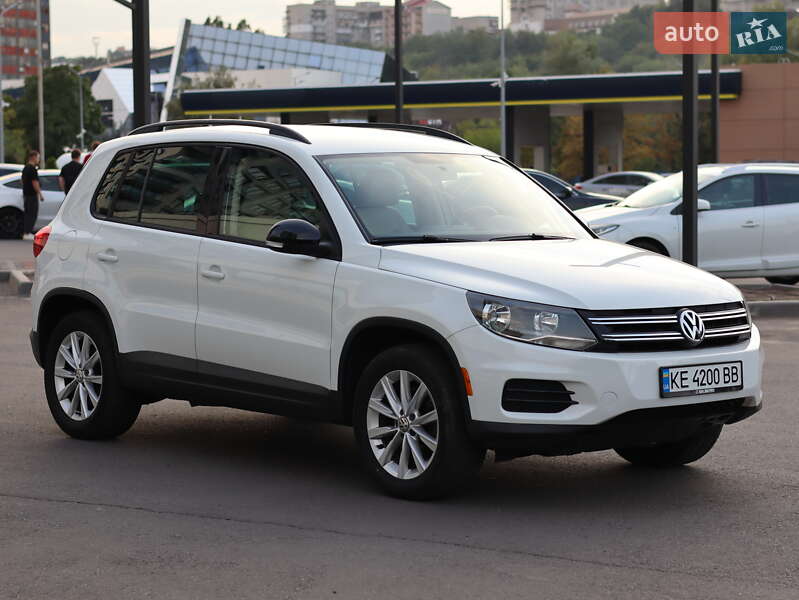 Volkswagen Tiguan 2015