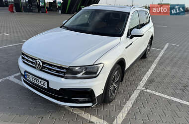 Внедорожник / Кроссовер Volkswagen Tiguan 2019 в Николаеве