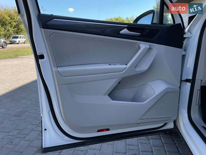Позашляховик / Кросовер Volkswagen Tiguan 2019 в Бердичеві