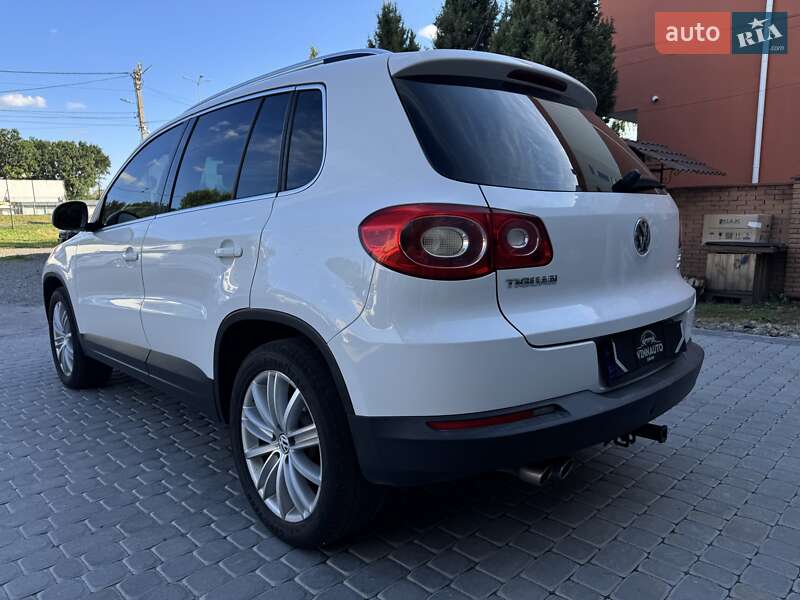 Внедорожник / Кроссовер Volkswagen Tiguan 2009 в Виннице