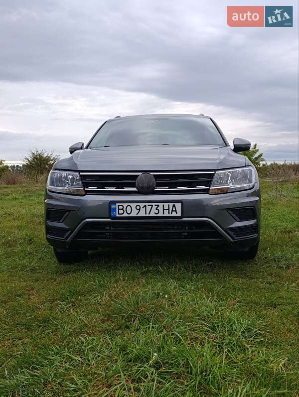 Внедорожник / Кроссовер Volkswagen Tiguan 2018 в Лановцах