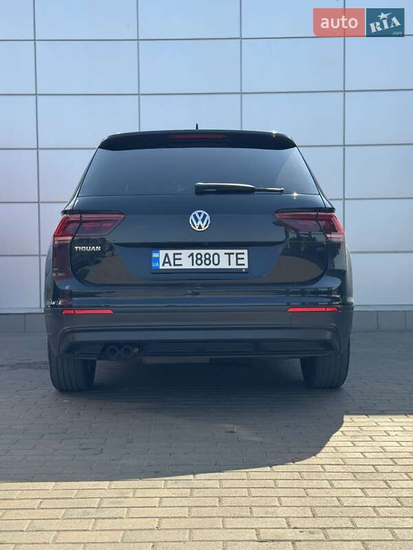Внедорожник / Кроссовер Volkswagen Tiguan 2018 в Днепре