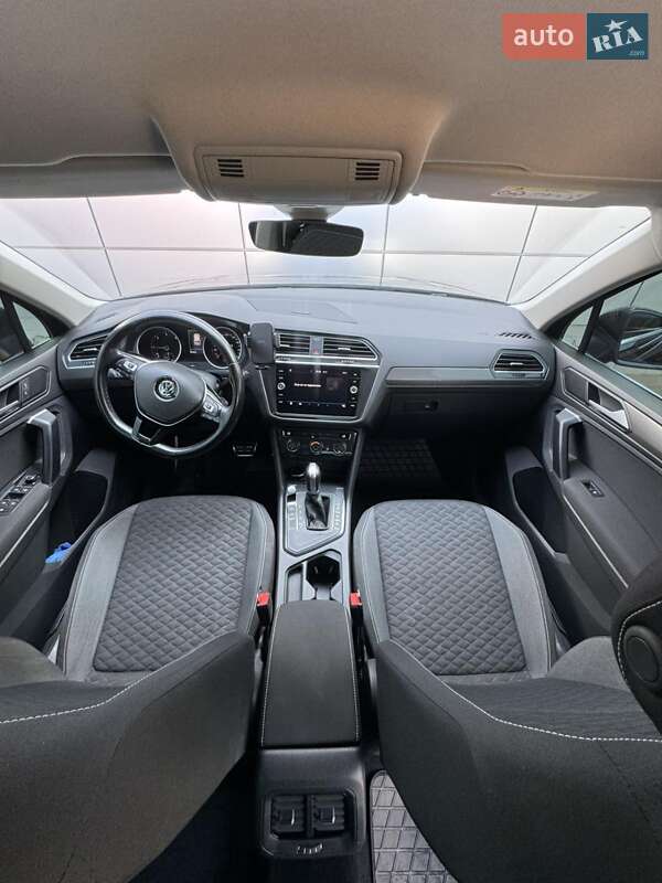 Внедорожник / Кроссовер Volkswagen Tiguan 2018 в Днепре
