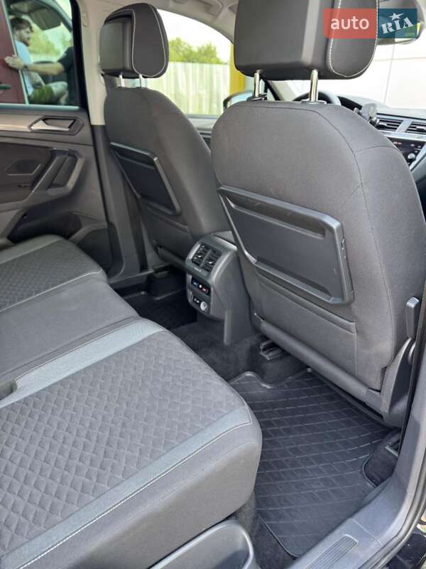 Внедорожник / Кроссовер Volkswagen Tiguan 2018 в Днепре