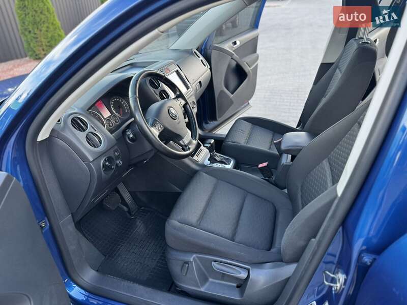 Внедорожник / Кроссовер Volkswagen Tiguan 2009 в Одессе фото 16 Внедорожник / Кроссовер Volkswagen Tiguan 2009 в Одессе