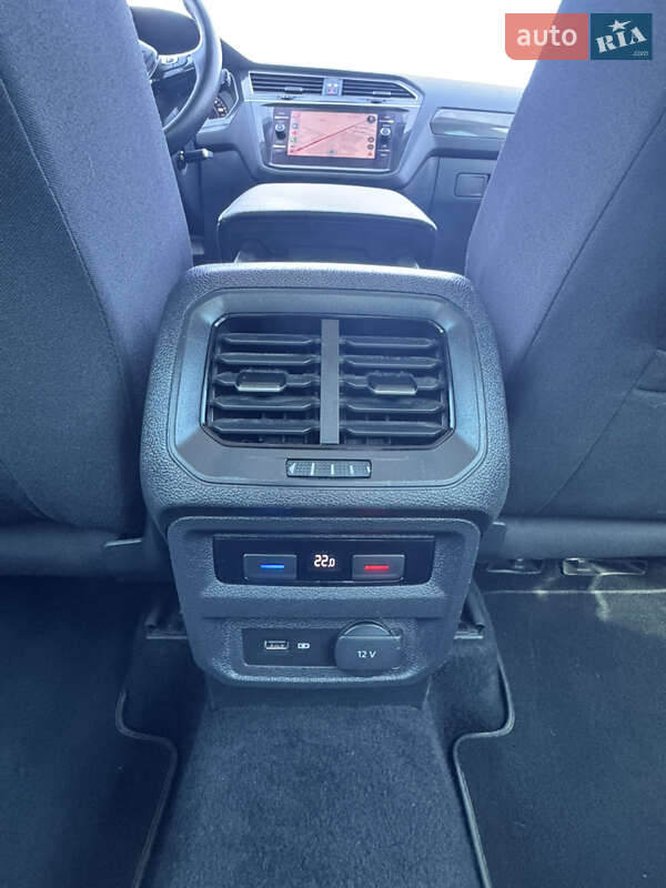 Внедорожник / Кроссовер Volkswagen Tiguan 2018 в Киеве