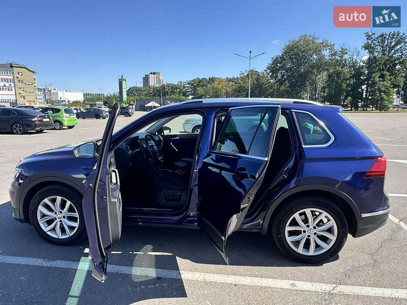 Внедорожник / Кроссовер Volkswagen Tiguan 2018 в Киеве