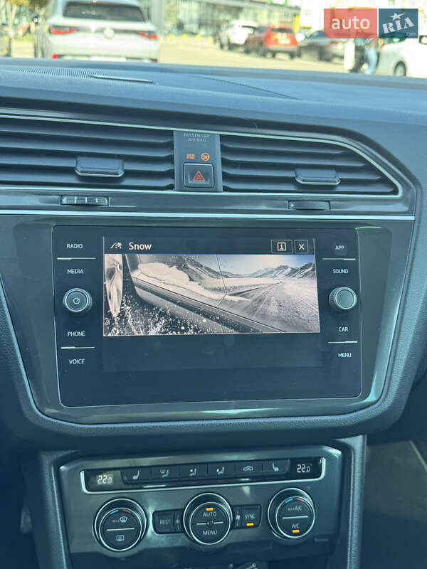 Внедорожник / Кроссовер Volkswagen Tiguan 2018 в Киеве