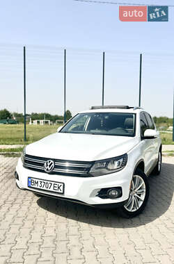 Внедорожник / Кроссовер Volkswagen Tiguan 2016 в Сумах