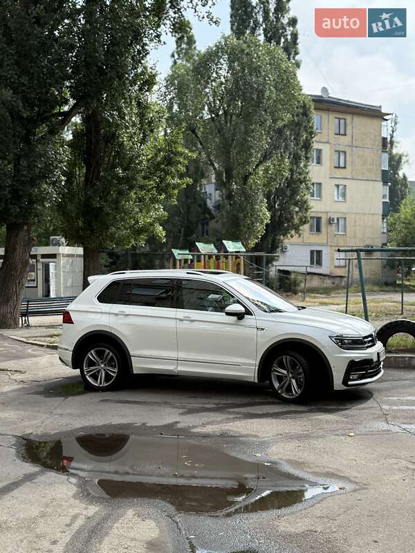 Внедорожник / Кроссовер Volkswagen Tiguan 2018 в Горишних Плавнях