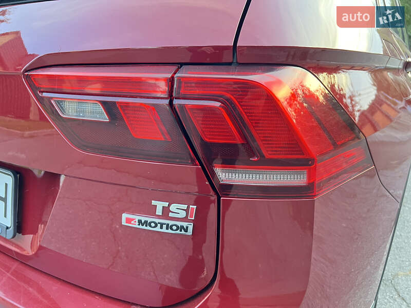 Позашляховик / Кросовер Volkswagen Tiguan 2017 в Києві