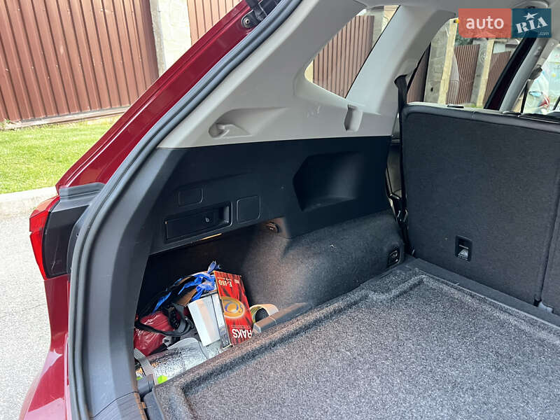 Позашляховик / Кросовер Volkswagen Tiguan 2017 в Києві