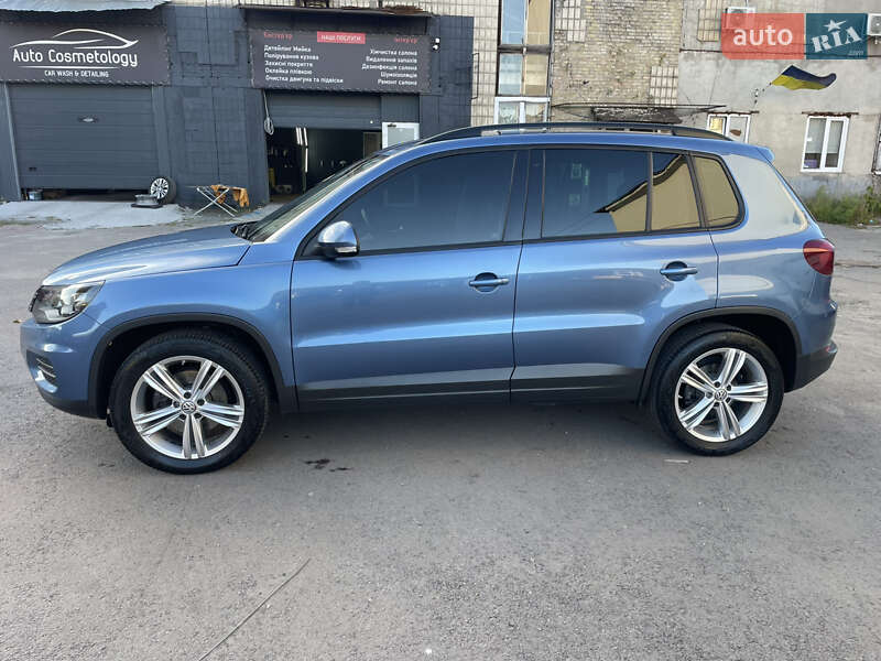 Внедорожник / Кроссовер Volkswagen Tiguan 2012 в Киеве