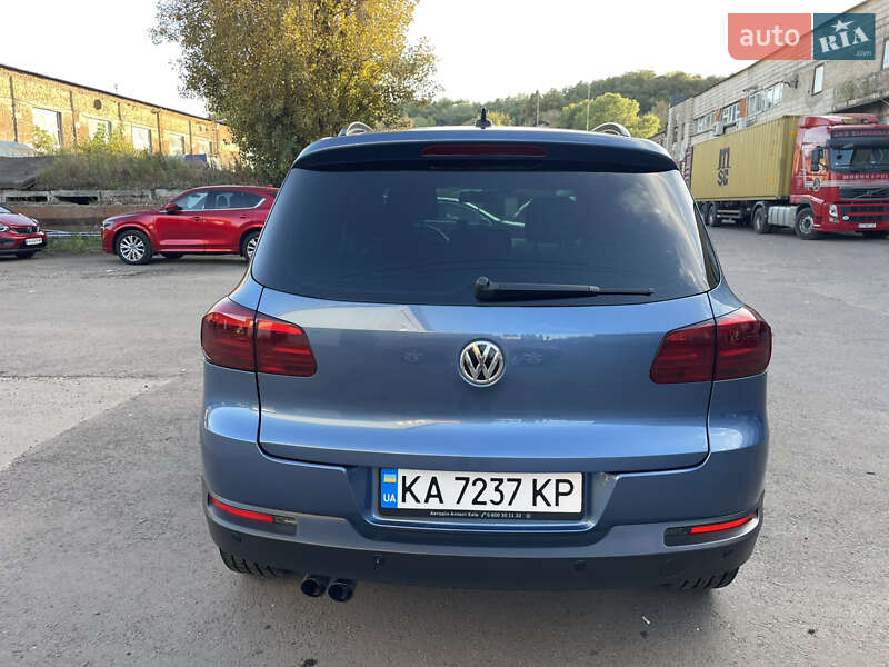 Внедорожник / Кроссовер Volkswagen Tiguan 2012 в Киеве