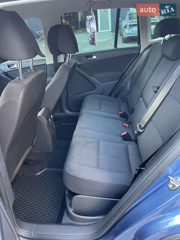Внедорожник / Кроссовер Volkswagen Tiguan 2012 в Киеве