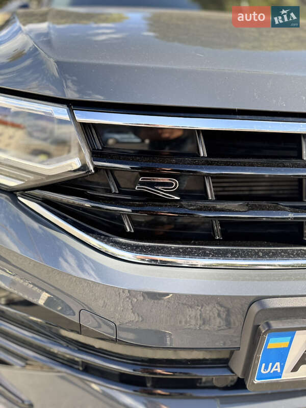 Внедорожник / Кроссовер Volkswagen Tiguan 2023 в Киеве