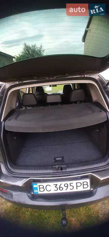 Внедорожник / Кроссовер Volkswagen Tiguan 2011 в Львове
