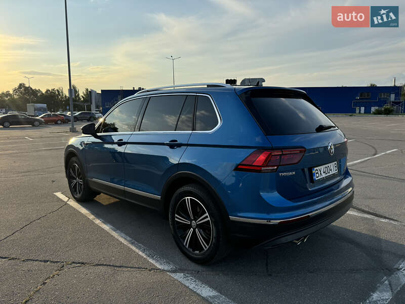 Внедорожник / Кроссовер Volkswagen Tiguan 2017 в Луцке