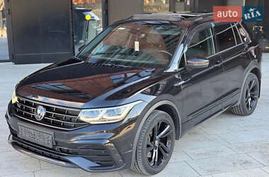 Позашляховик / Кросовер Volkswagen Tiguan 2022 в Чернівцях